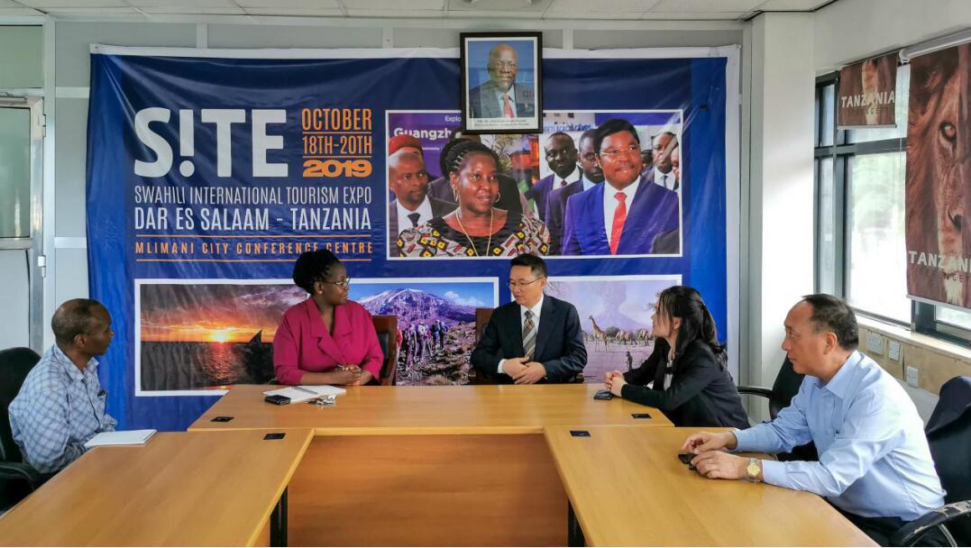 集團(tuán)領(lǐng)導(dǎo)帶隊(duì)赴埃塞俄比亞、坦桑尼亞、阿聯(lián)酋考察