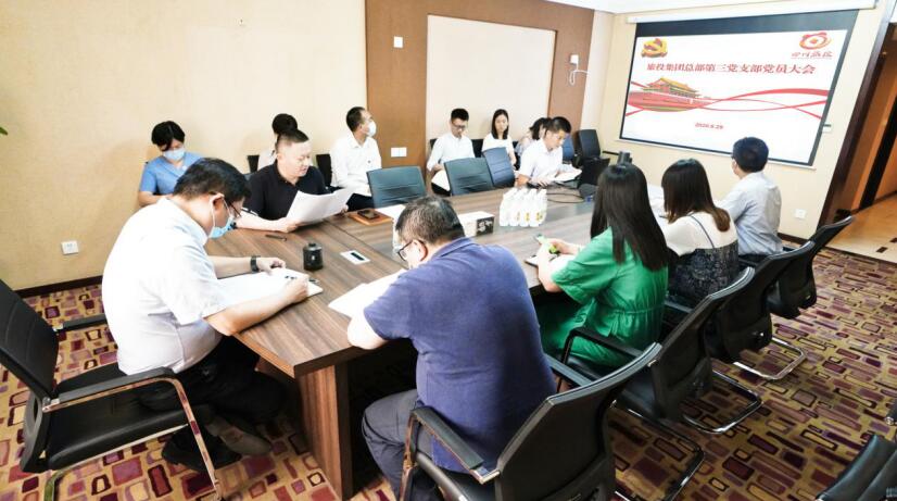 “擔(dān)使命、找差距、抓落實、做群眾身邊的好黨員”