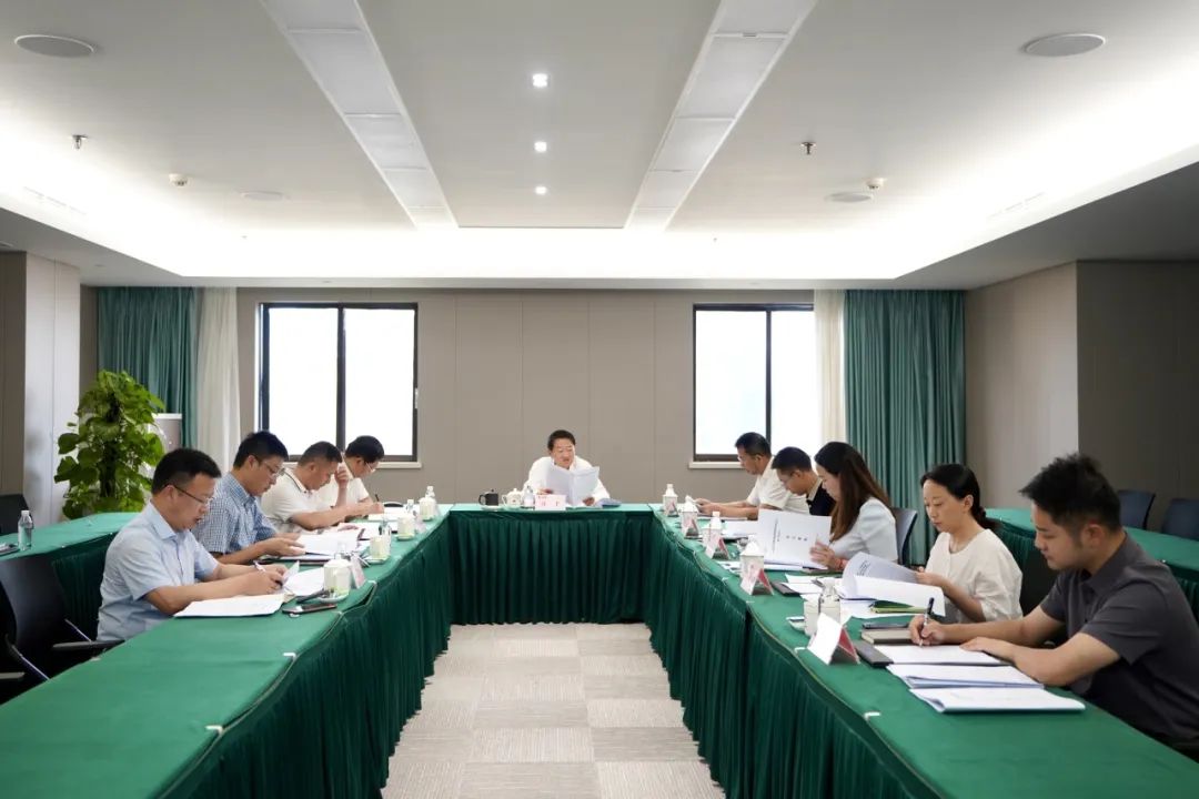 省尊龍凱時(shí)集團(tuán)黨委書記、董事長(zhǎng)任丁主持尊龍凱時(shí)黨校第2次校務(wù)委員會(huì)會(huì)議