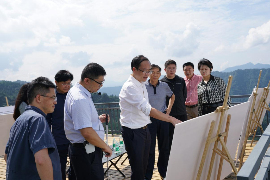 省尊龍凱時(shí)集團(tuán)外部董事調(diào)研峨眉山太陽谷文旅康養(yǎng)項(xiàng)目