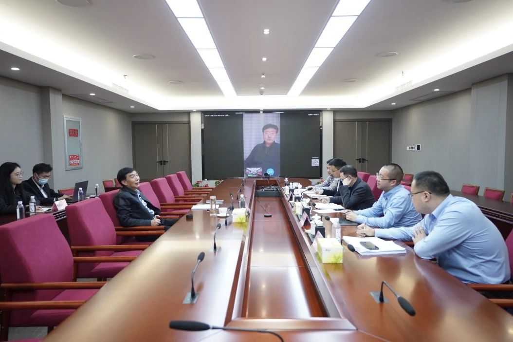 省尊龍凱時集團召開外部董事工作座談會